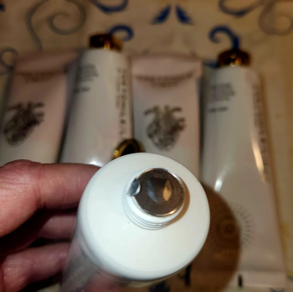 Set Of 5 Tokyo Milk "And Soul" Full Size Handcremes – Brand New - Picture 5 of 7